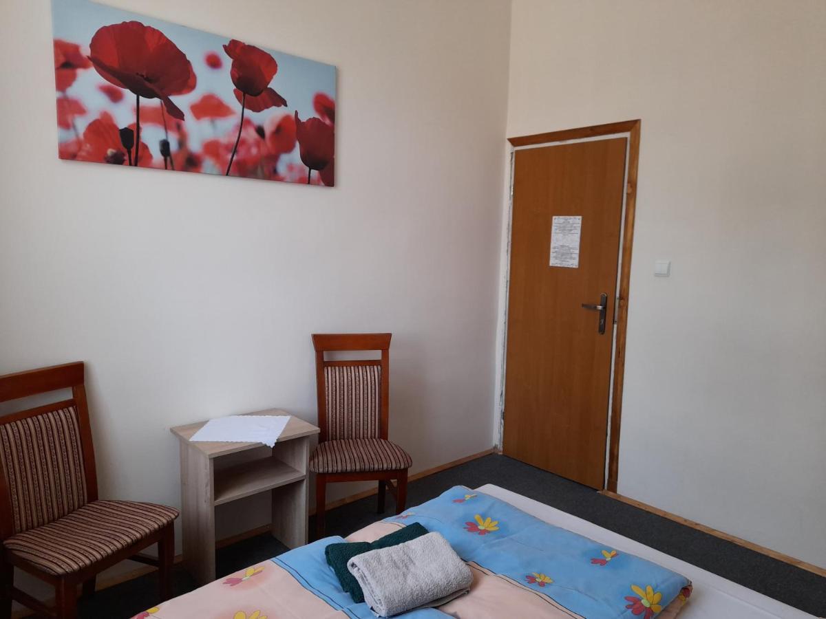 Krakow Hostel ภายนอก รูปภาพ